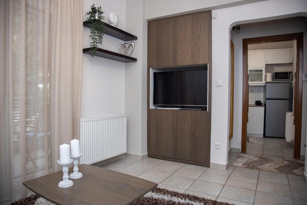 Fobillo Apartment At Charilaou Thessaloniki Exterior foto