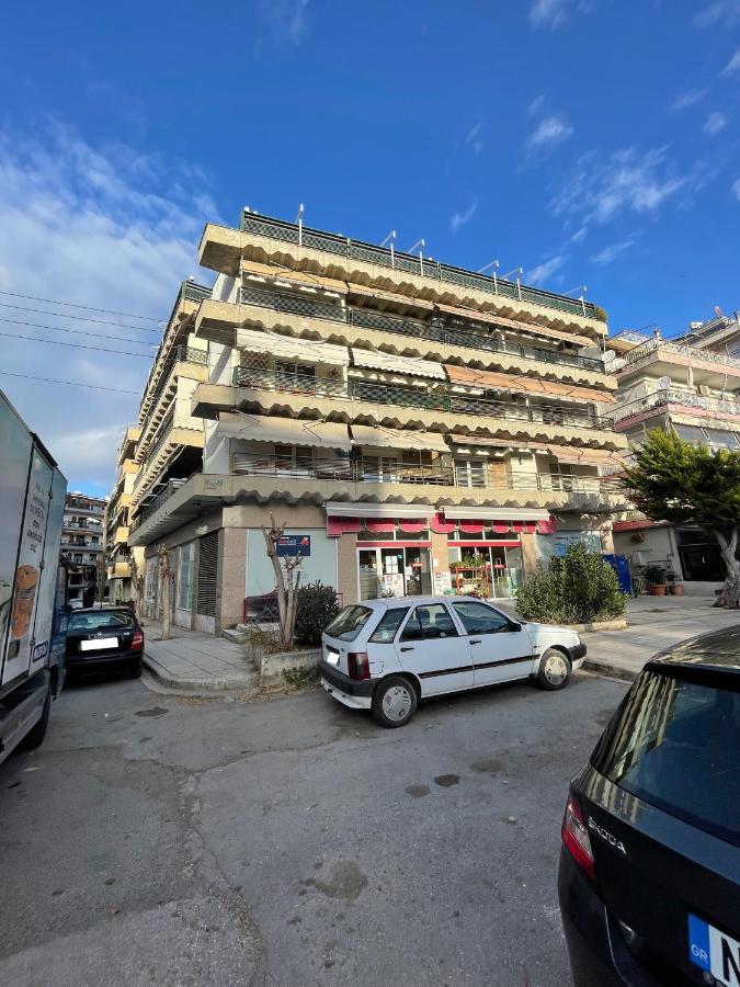 Fobillo Apartment At Charilaou Thessaloniki Exterior foto